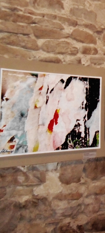 "THERE'S SOME CHAOS, WITH A FOCAL POINT", ROBERTO ALBORGHETTI, 2010, REALISTIC IMAGE ON PICTORIAL CANVAS, 63X43, OWNED BY PERMANENT COLLECTION OF CONTEMPORARY ART, MERCATELLO S/M, MARCHE, ITALY